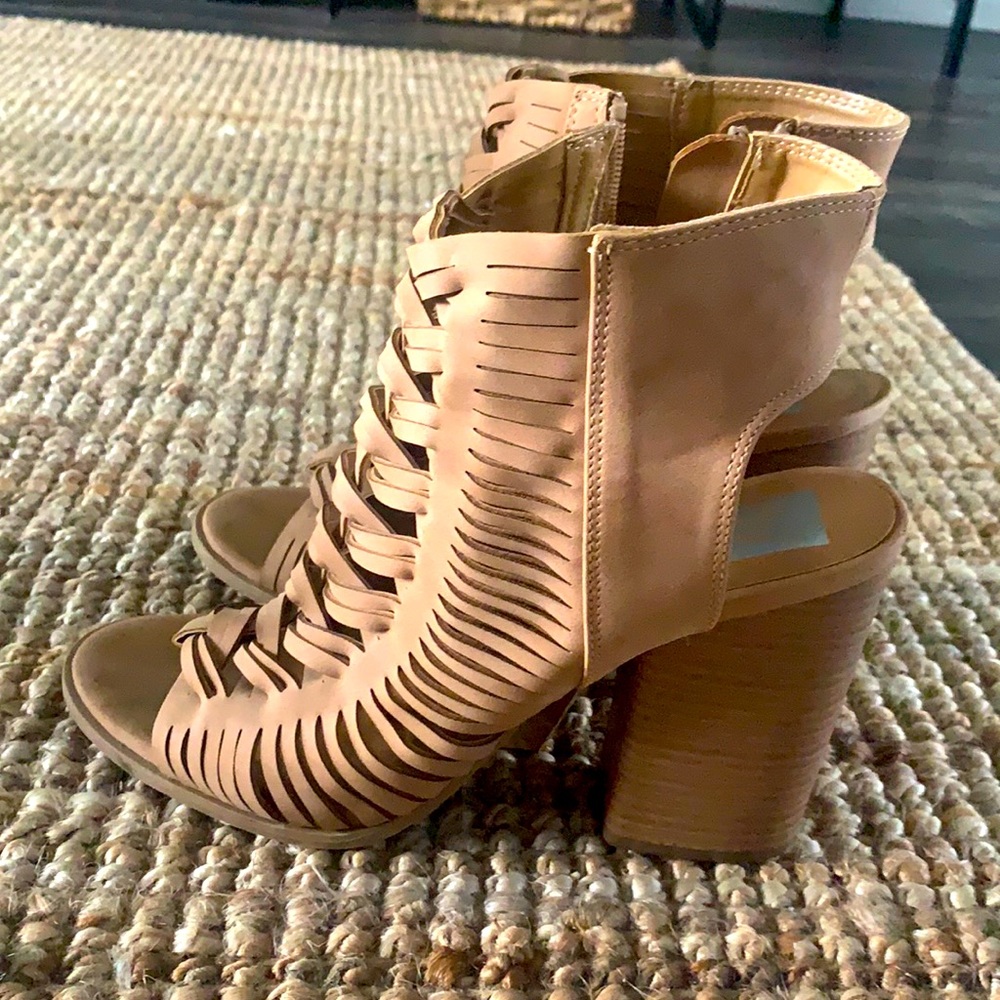 Nude heels